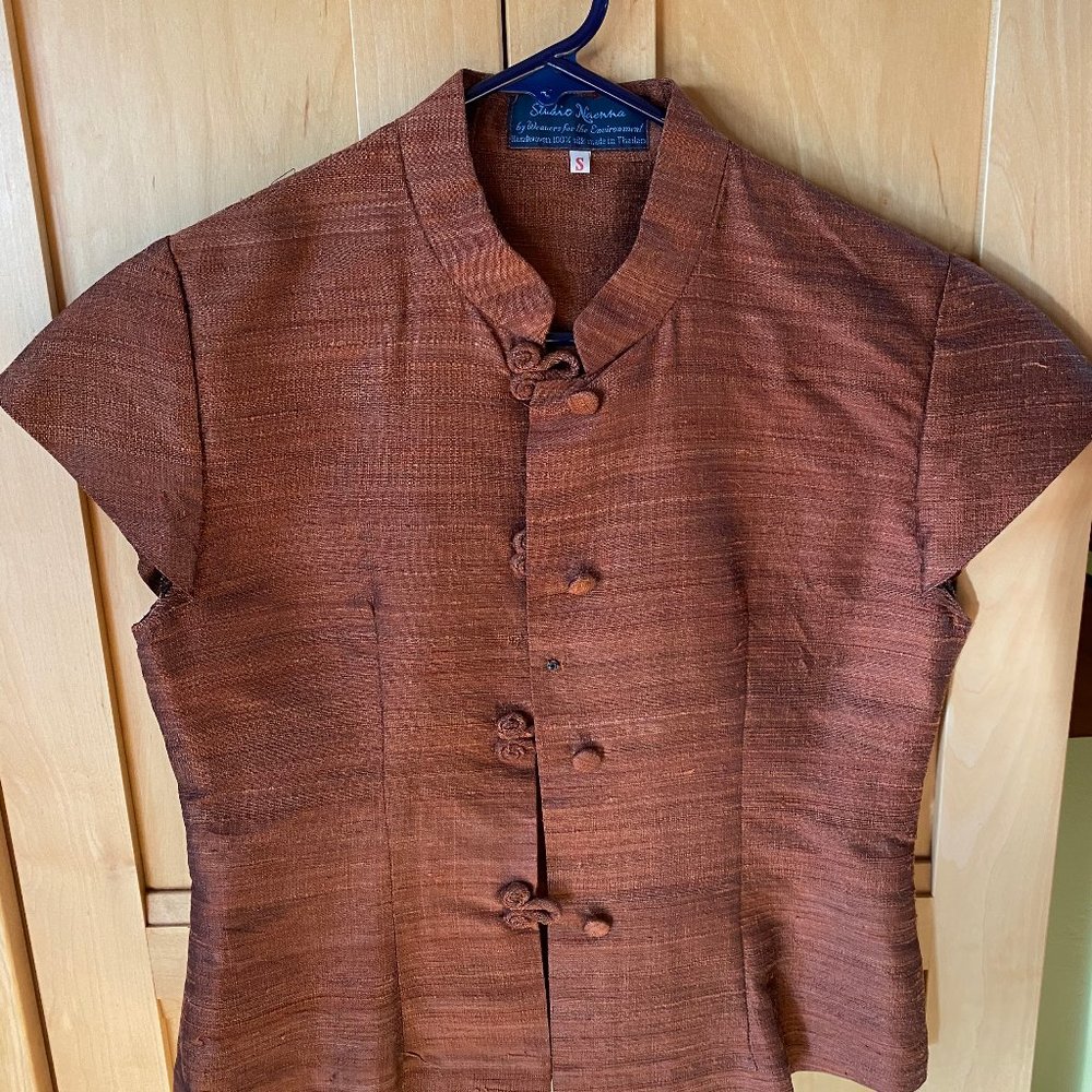 Handwoven silk blouse Thailand Weavers for the Envirnonmental, small